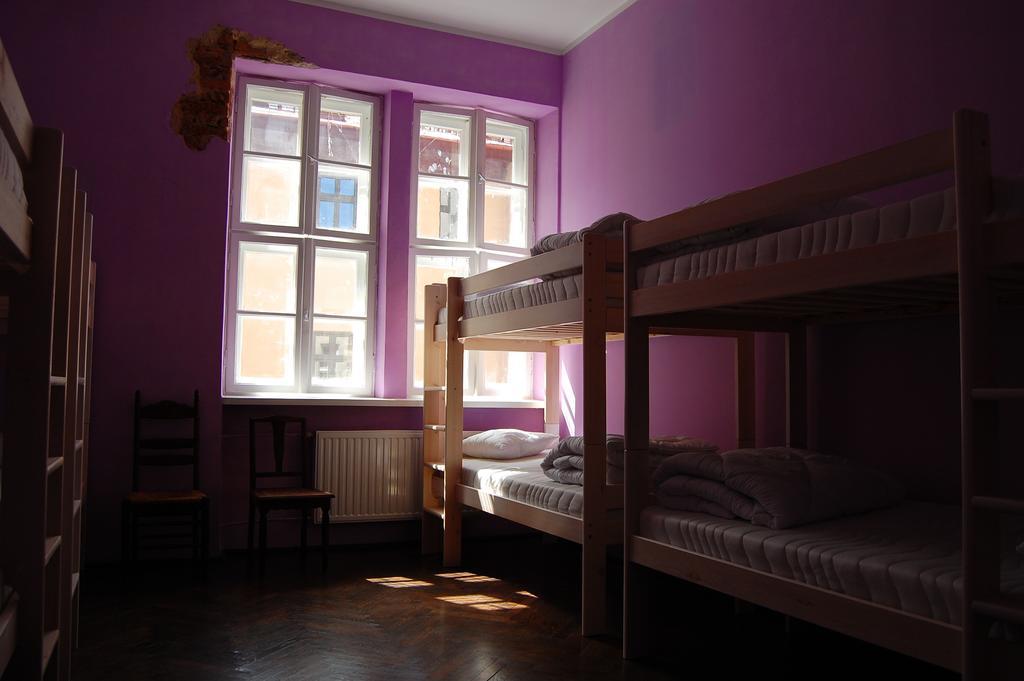 Hostel The Little Havana Party Kraków
